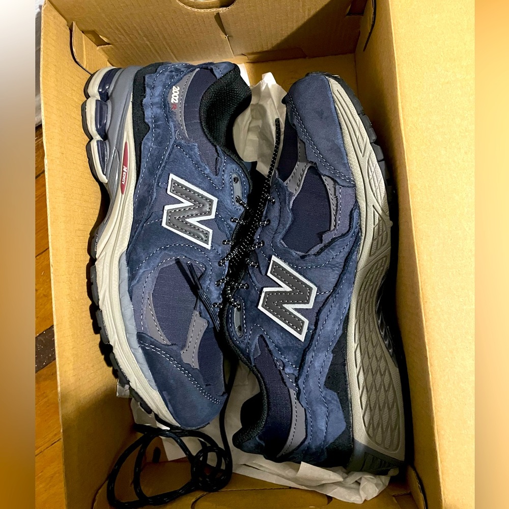 BRAND NEW New Balance 2002R Protection Pack Eclipse. UNISEX